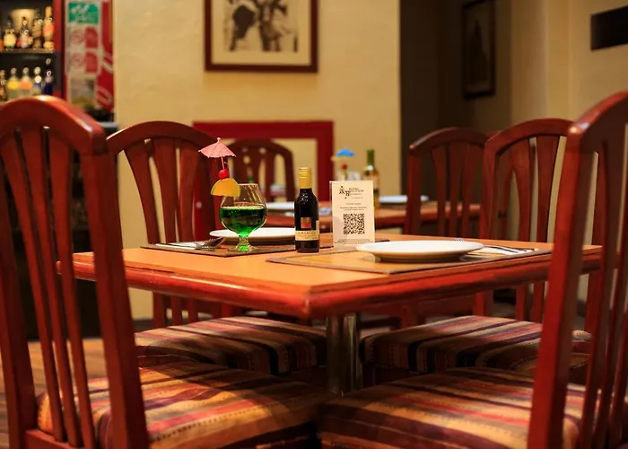 Hotel Revolucion